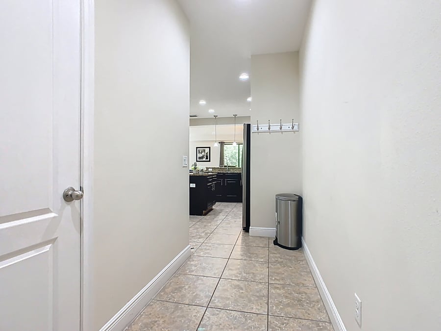 Furnished Finder property 842150_1 photo 29