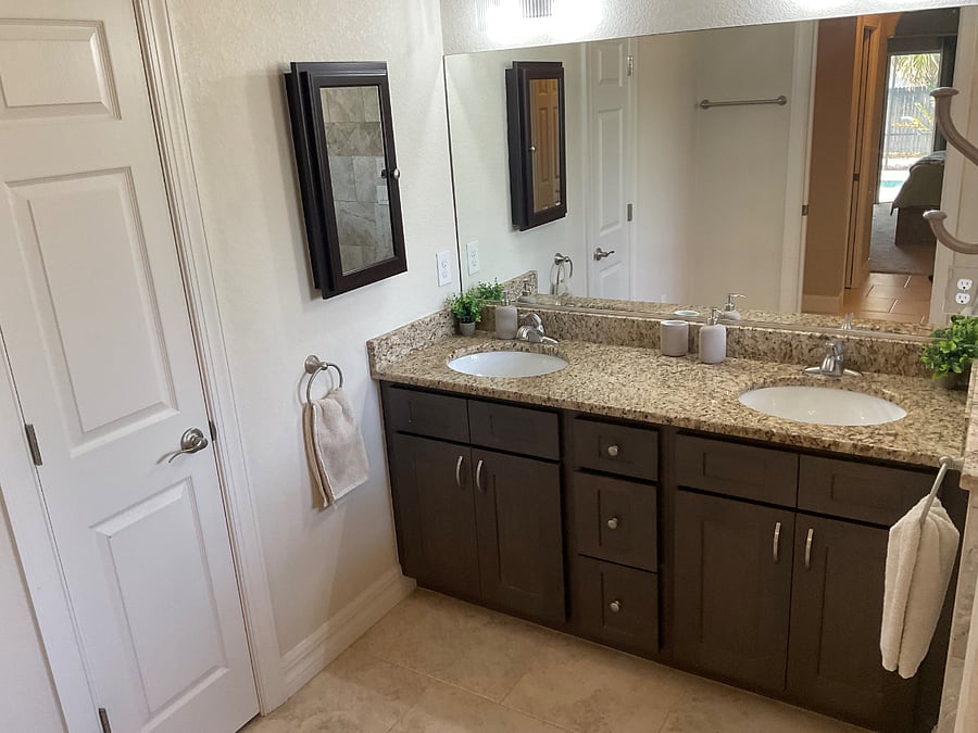 Furnished Finder property 842176_1 photo 24