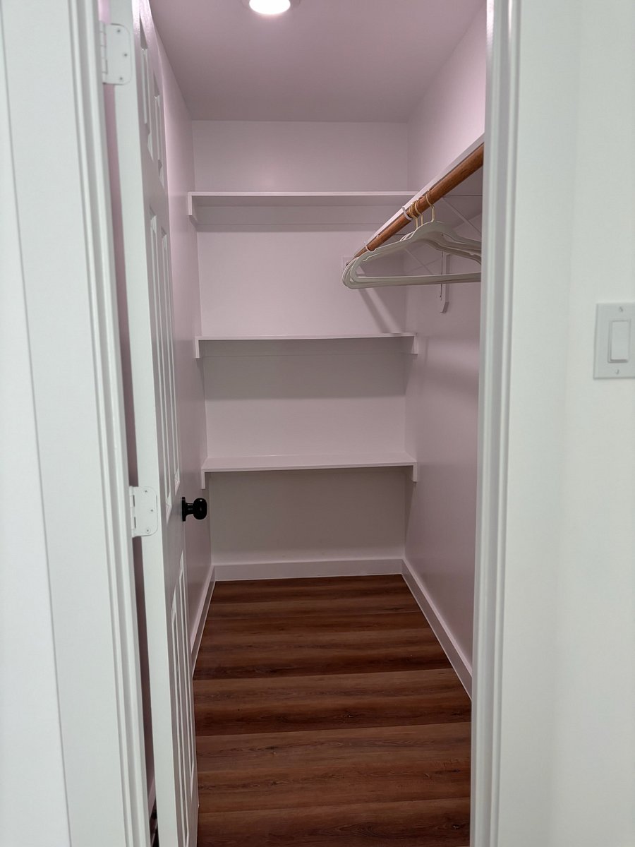 Bedroom 2 Walk-in Closet