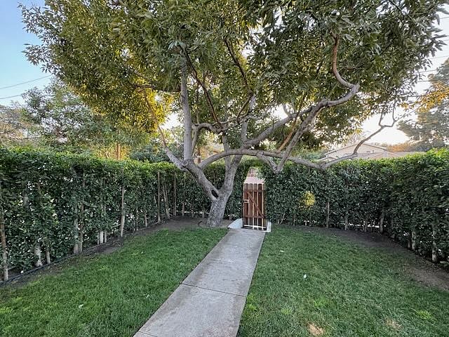 Furnished Finder property 842262_1 photo 12