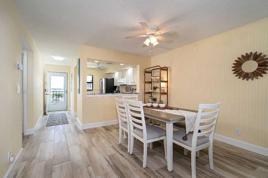 Bright dining area for six
