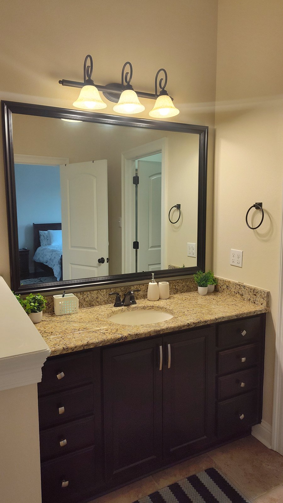 Furnished Finder property 842318_1 photo 4