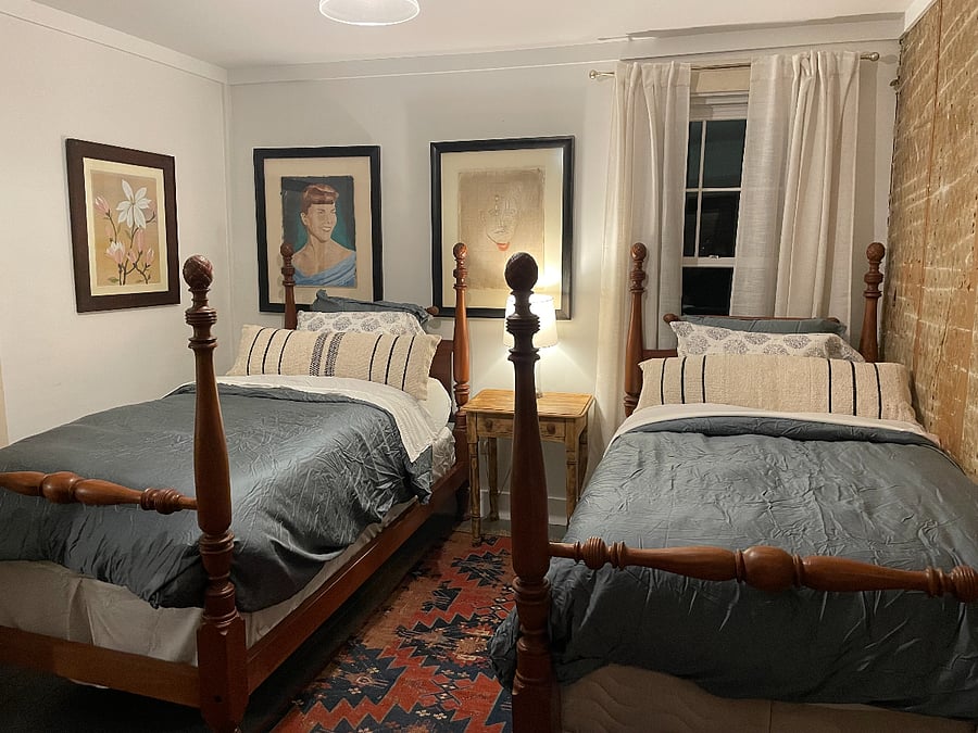 Bedroom with two twin beds