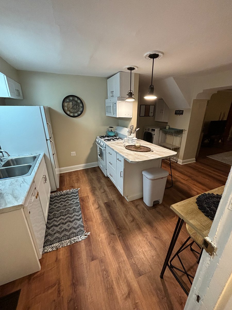 Furnished Finder property 842356_1 photo 1