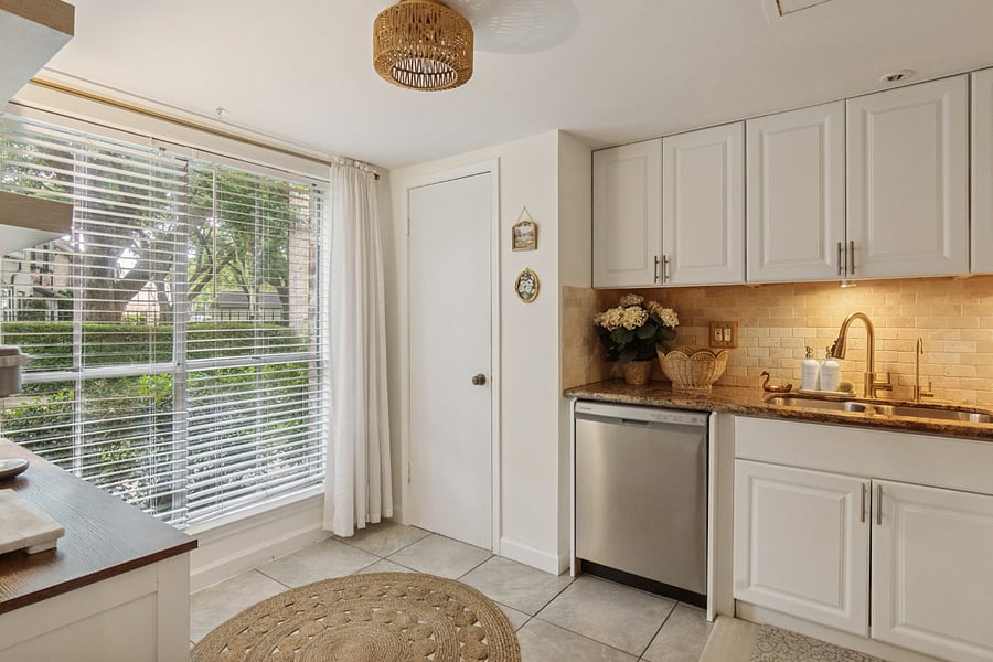 Furnished Finder property 842452_1 photo 9