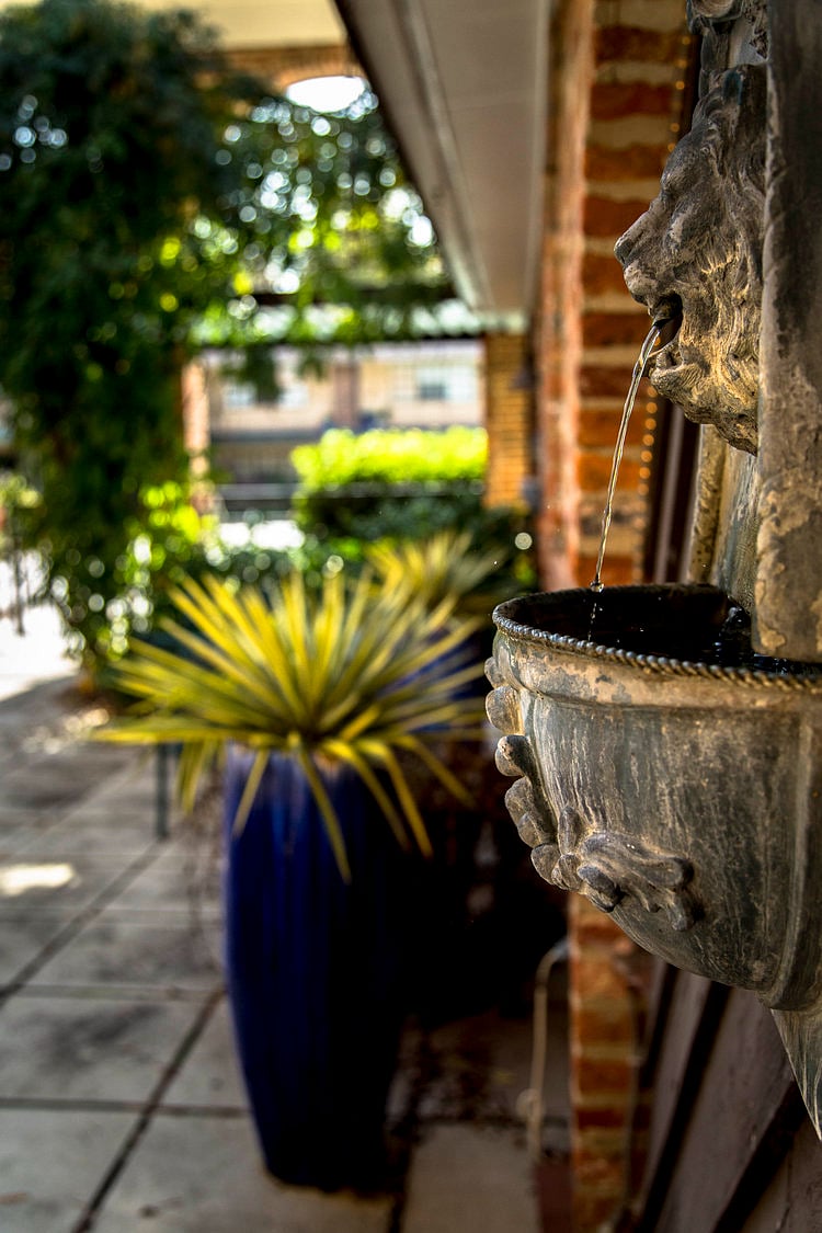 Lovely well-maintained courtyard.