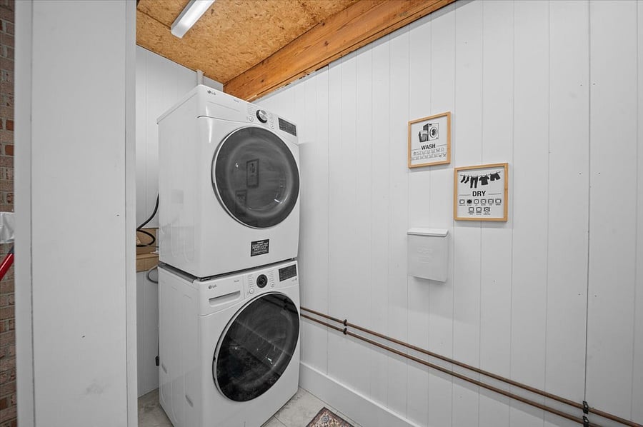 Laundry room in garage--brand new LG appliances