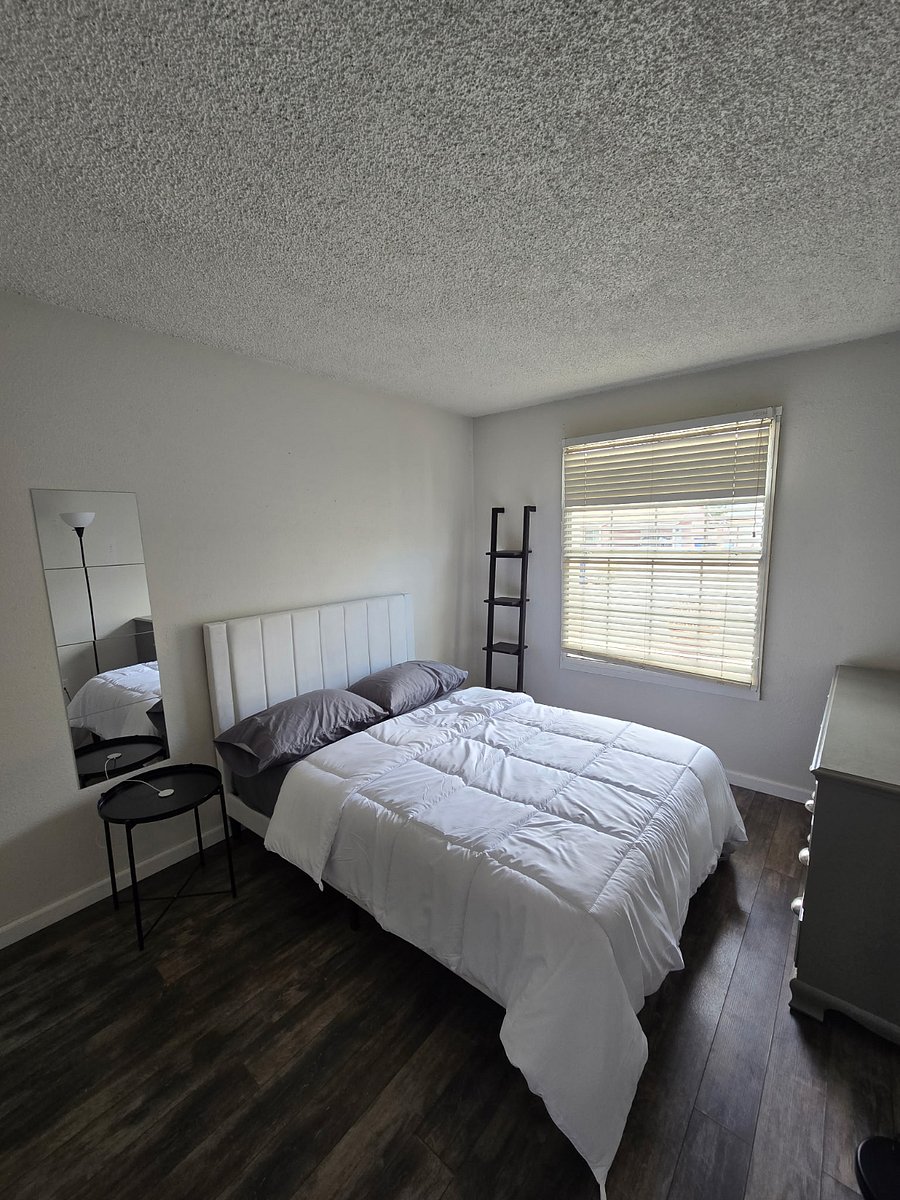 Furnished Finder property 842670_1 photo 1