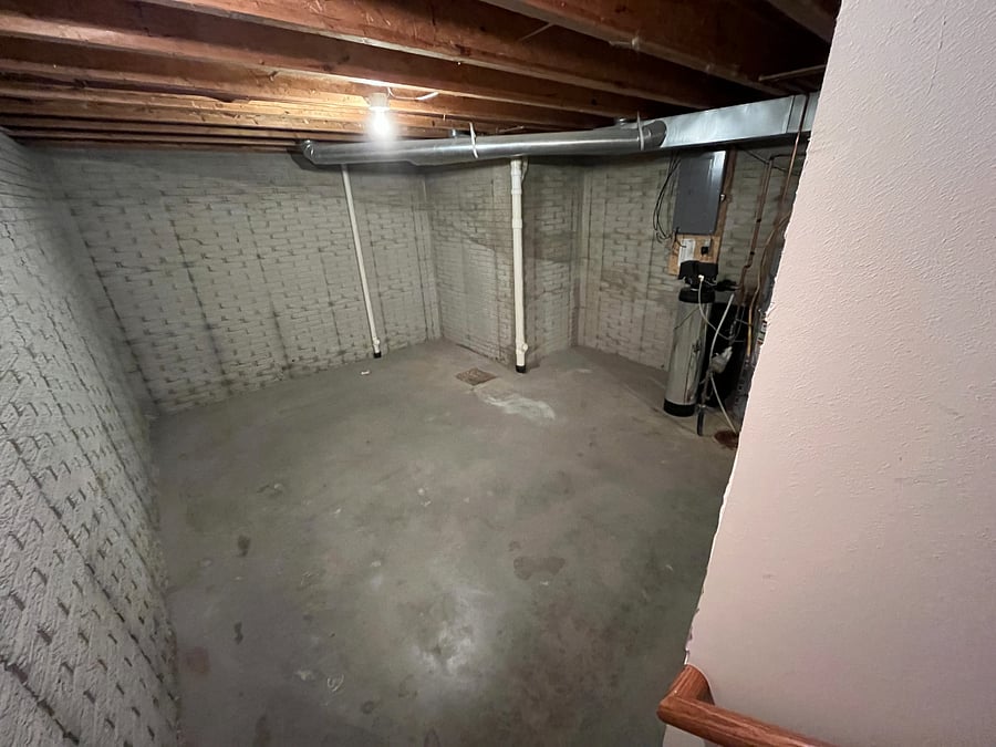 This is the other 1/2 of the basement where we do not have anything stored for this home.