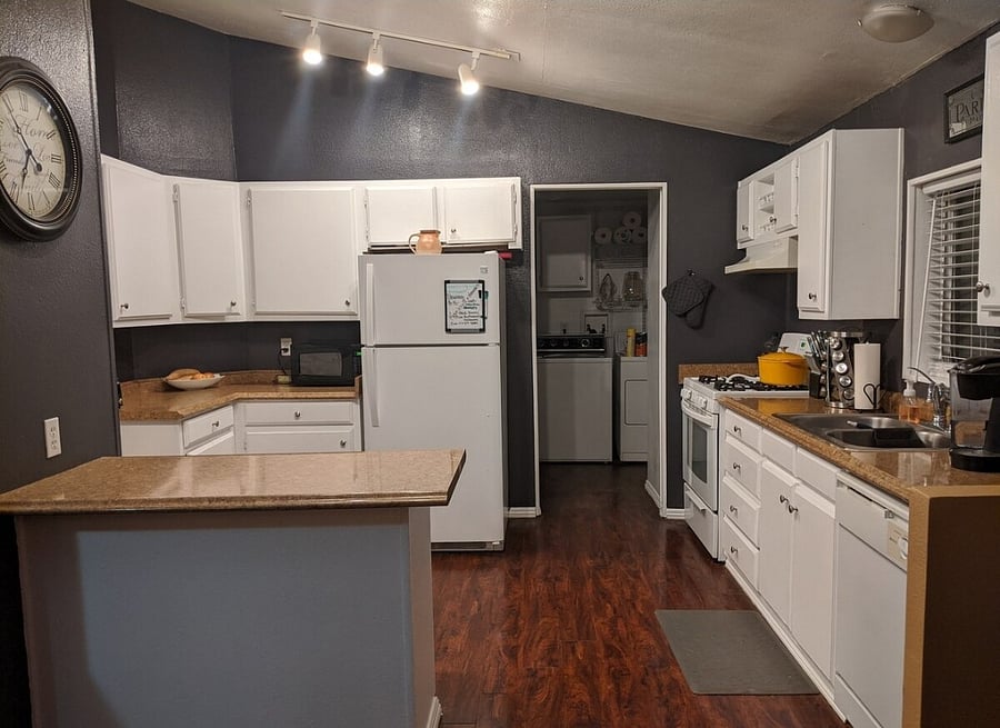 Furnished Finder property 842832_1 photo 3