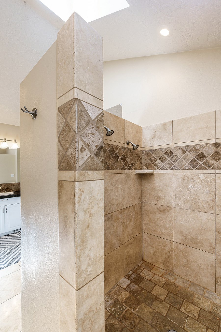 Furnished Finder property 843035_1 photo 9