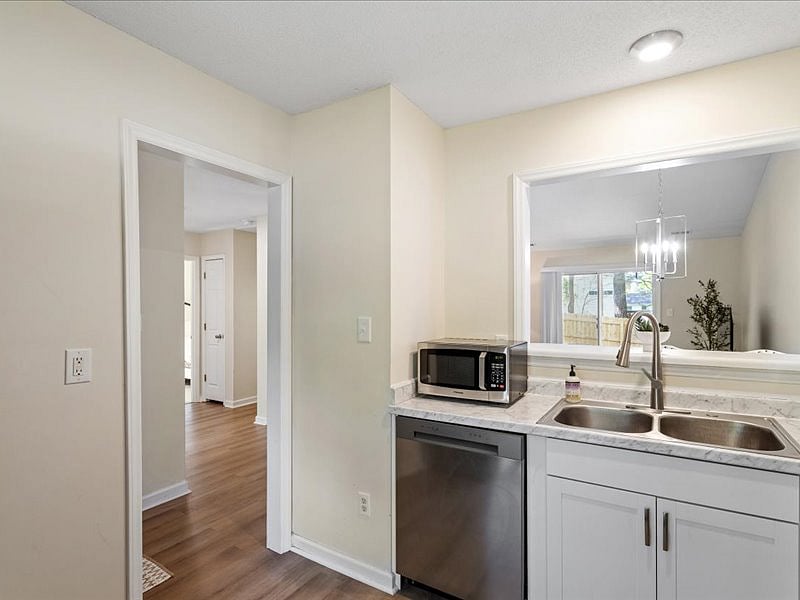 Furnished Finder property 843097_1 photo 9