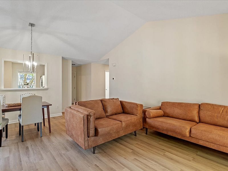 Furnished Finder property 843097_1 photo 18