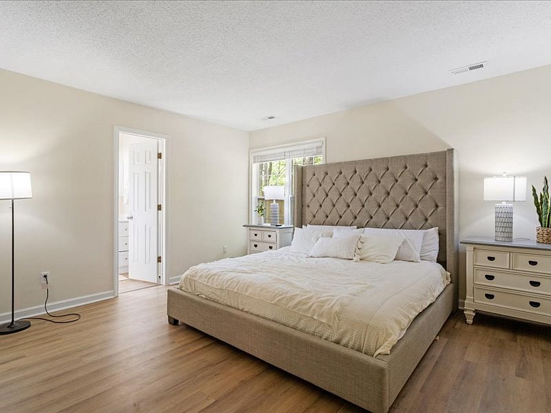 Furnished Finder property 843097_1 photo 23