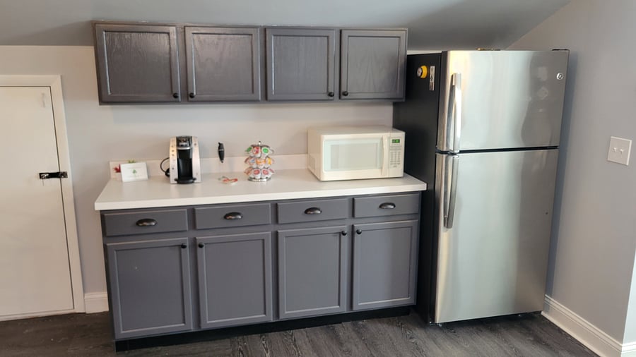Fully Stocked Kitchen
includes a Keurig with coffee provided, microwave, full-size refrigerator, cookware, utensils, and everything you need for easy, comfortable meals.