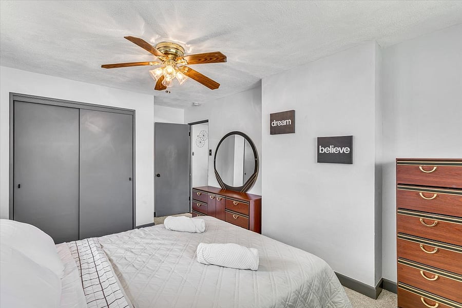 Queen bed