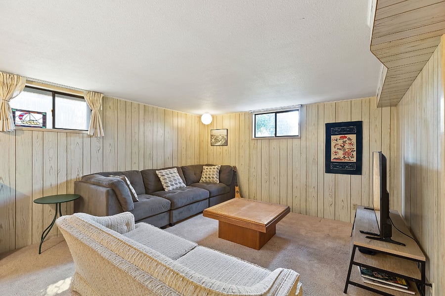 Daylight basement