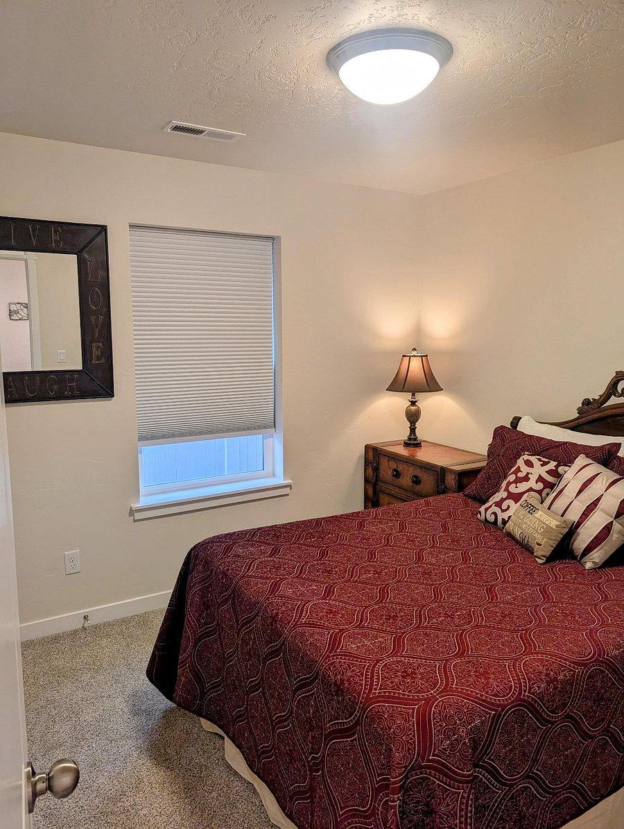 Bedroom 3Hall
