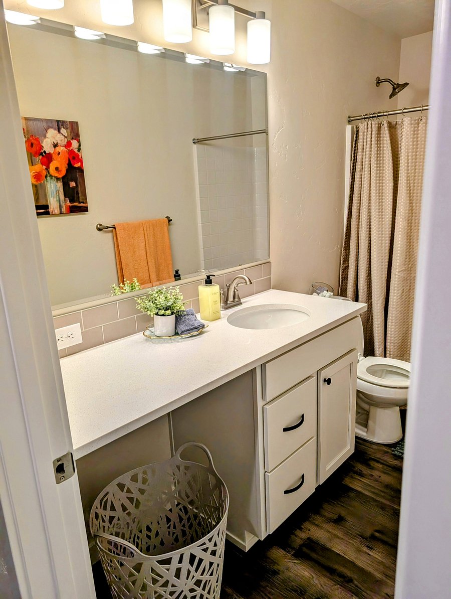 Hall Bathroom