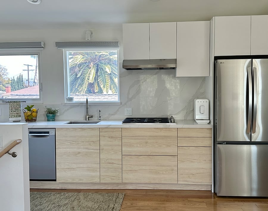 Full kitchen with all brand New appliances