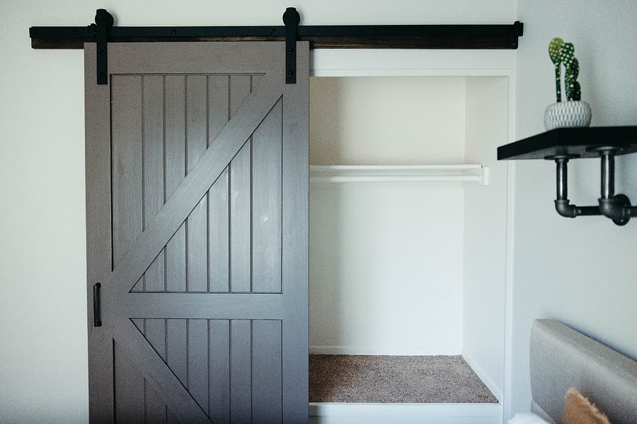 Storage space in guest bedroom 1