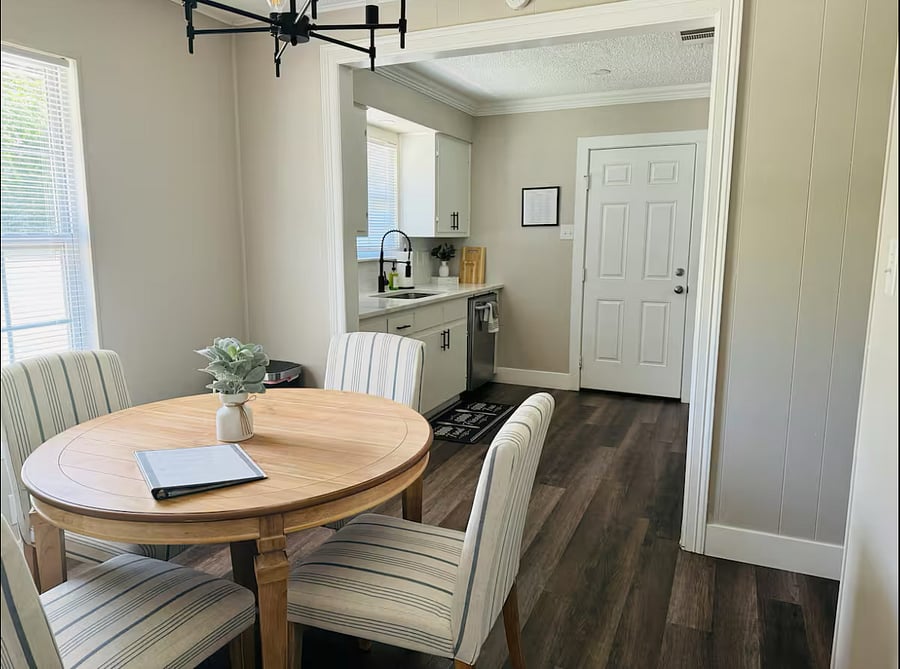 Furnished Finder property 843500_1 photo 1