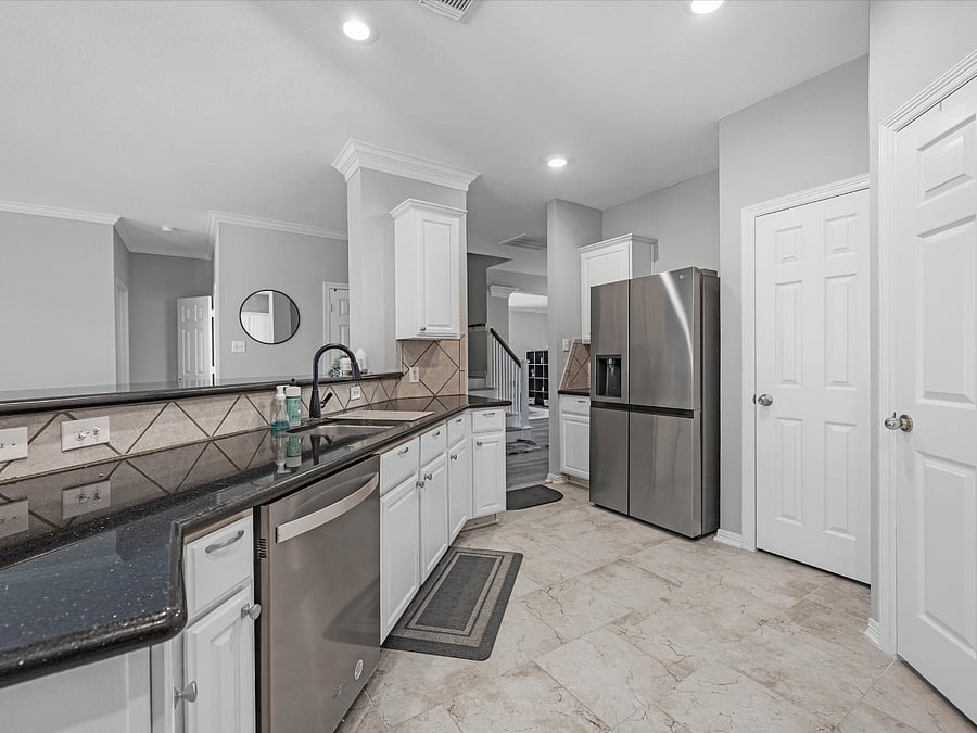 Furnished Finder property 843538_1 photo 4