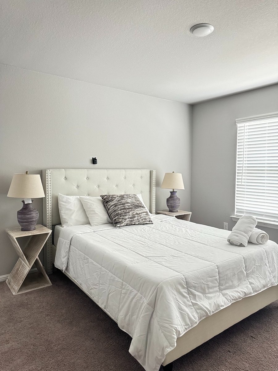 Furnished Finder property 843638_1 photo 24