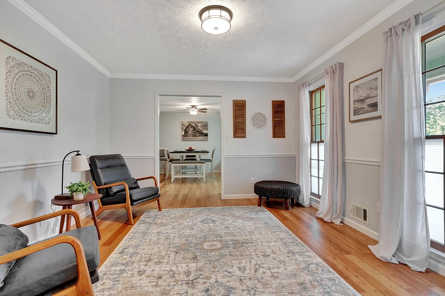 sitting/reading room