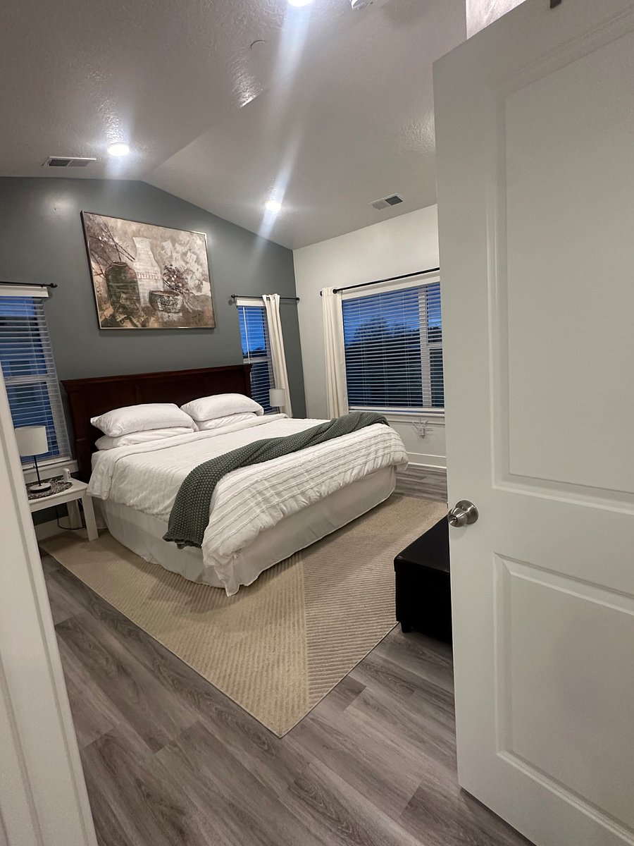 Furnished Finder property 844059_1 photo 16