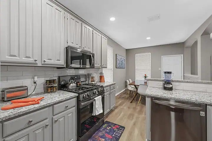 Furnished Finder property 844113_1 photo 4