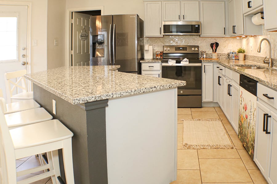 Furnished Finder property 844180_1 photo 33