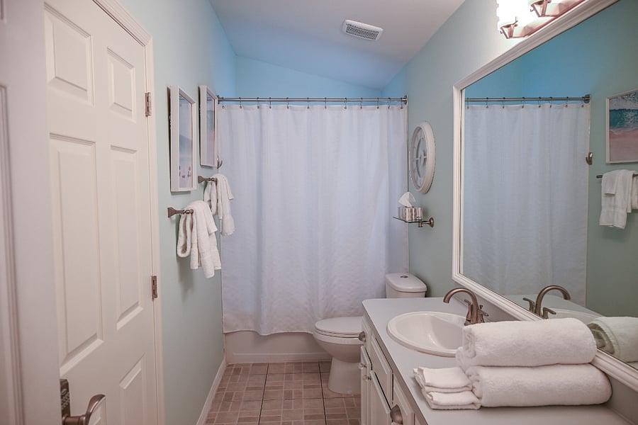 Ensuite Master Bathroom