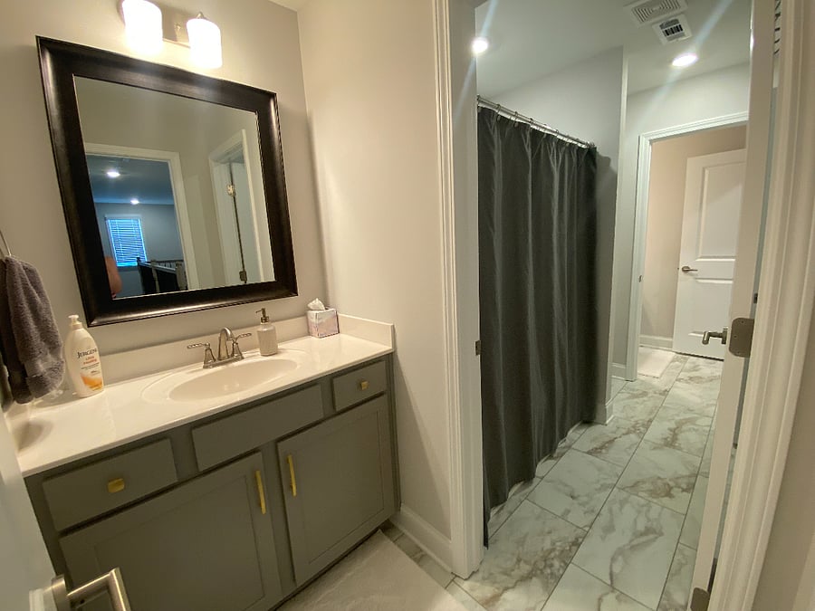 Jack & Jill bathroom on 2nd floor. Shared tub/shower and toilet. Sinks are private with doors.