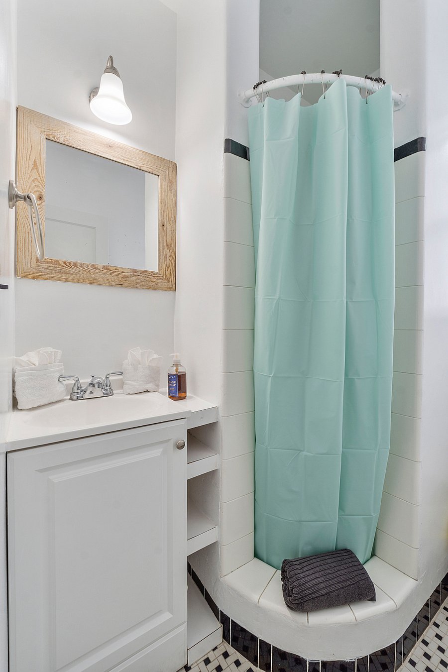 Furnished Finder property 844518_1 photo 16
