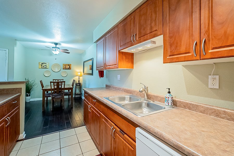 Furnished Finder property 844595_1 photo 22