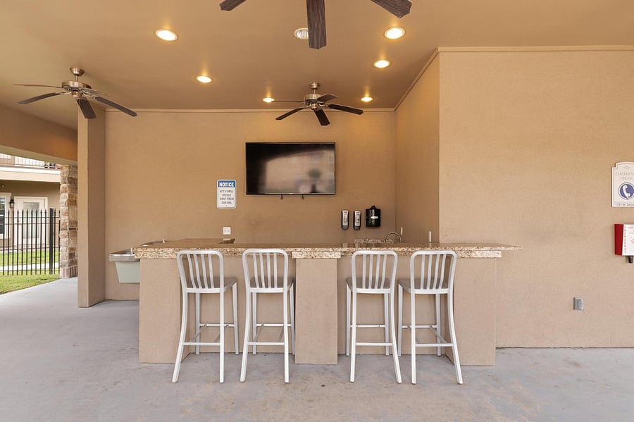 Furnished Finder property 844617_3 photo 5