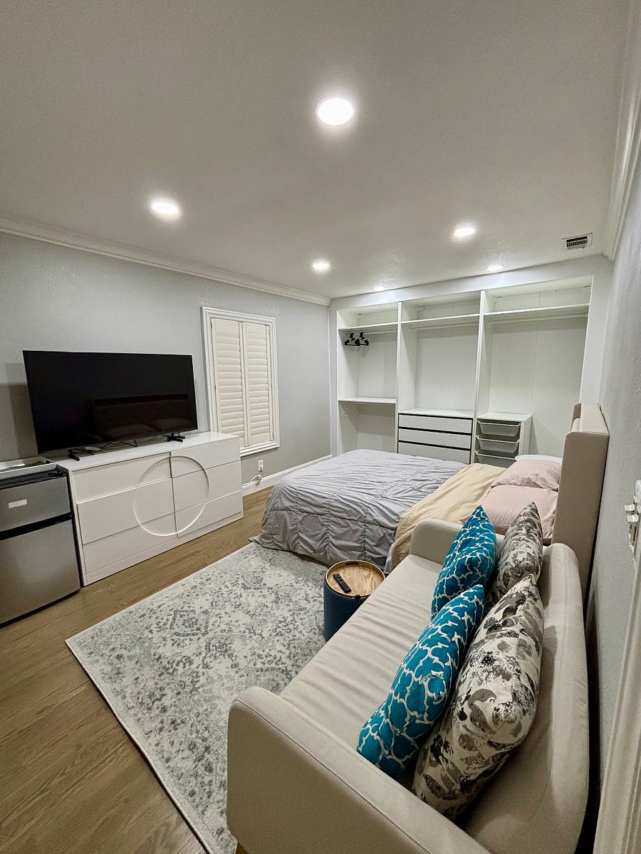Furnished Finder property 844810_1 photo 13