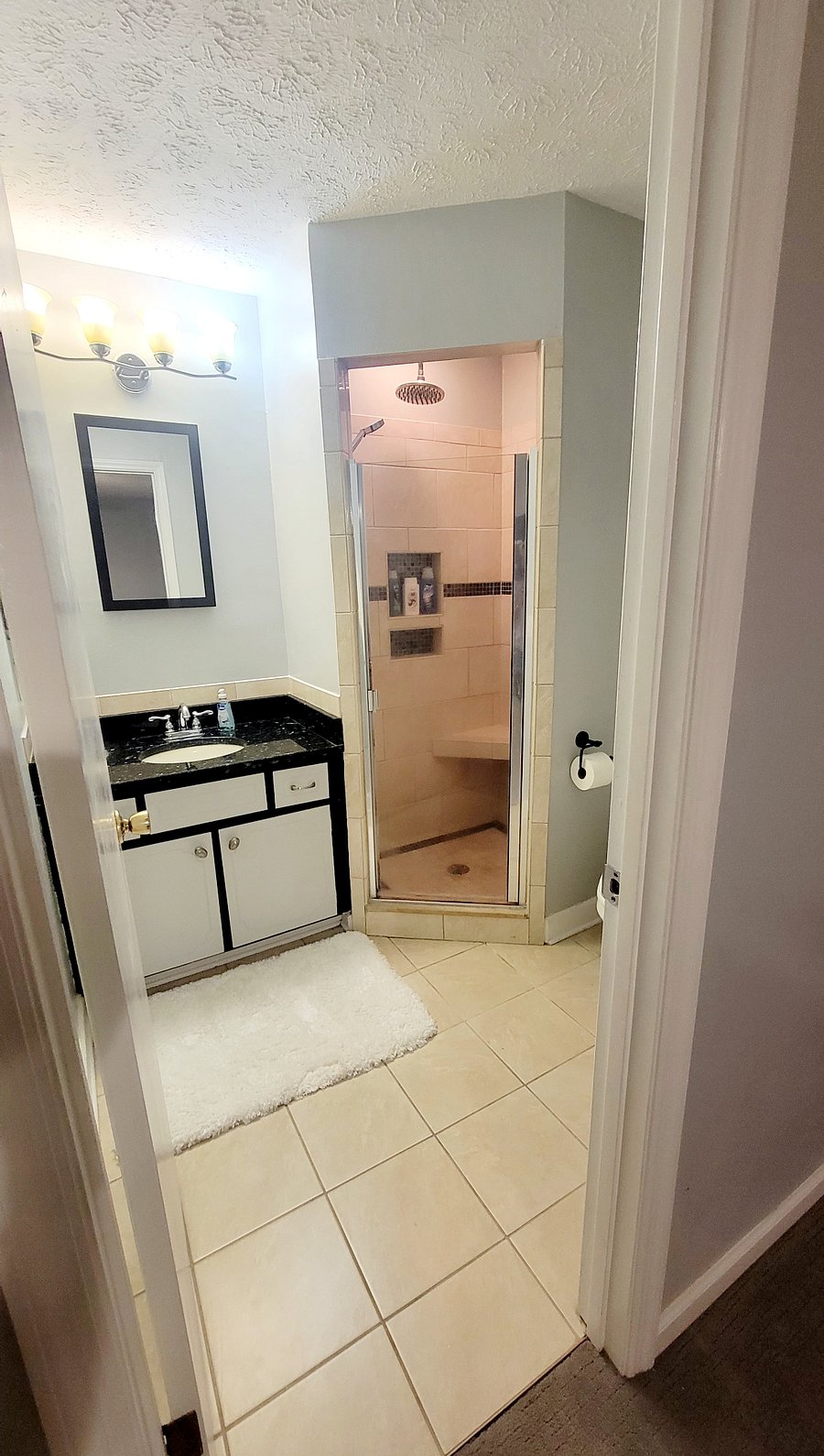 Furnished Finder property 844900_1 photo 32