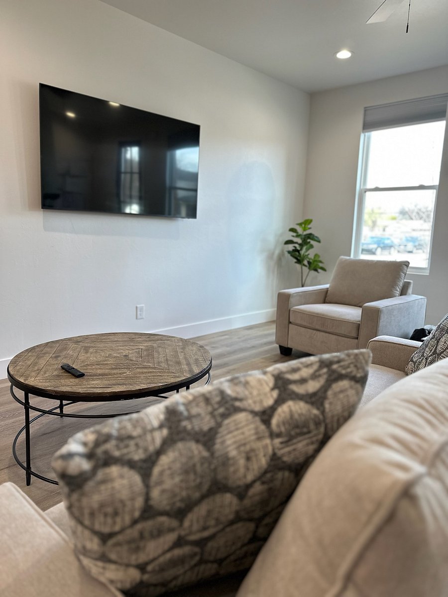 Furnished Finder property 845010_1 photo 38