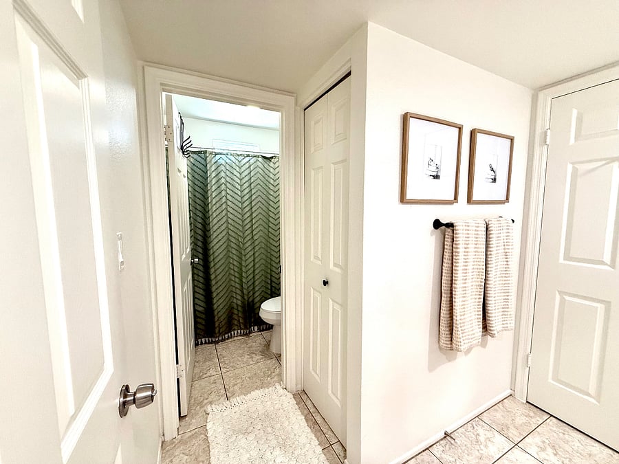 Jack and Jill bathroom with access to Full Bedroom and Queen Bedroom