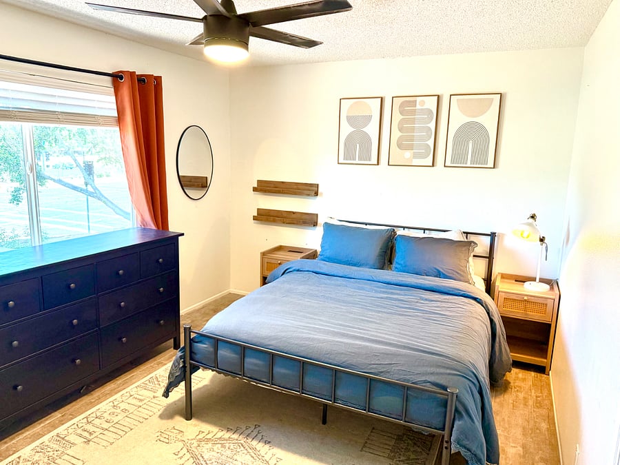 Queen bedroom