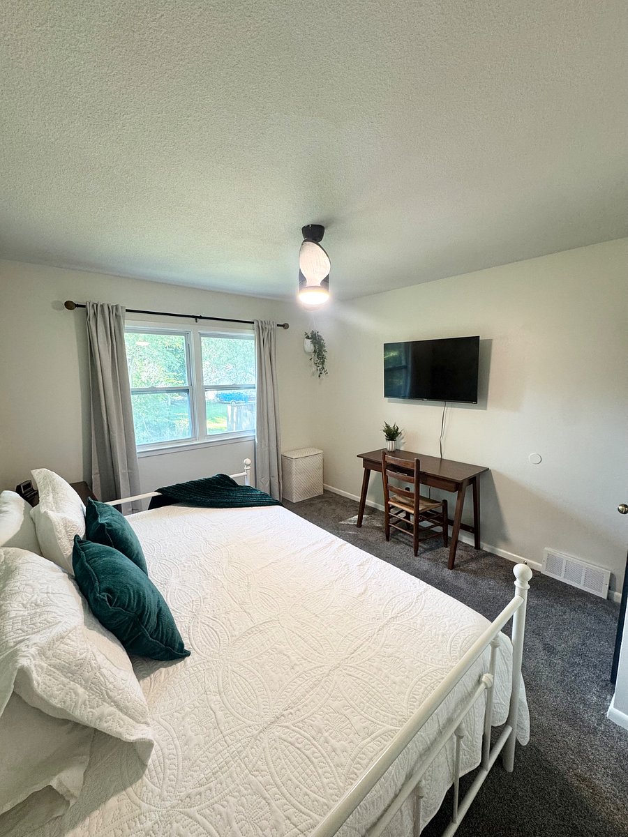 Furnished Finder property 845305_1 photo 3
