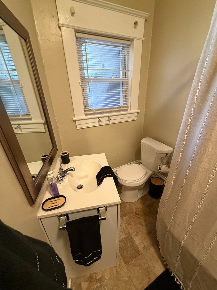 Furnished Finder property 845336_3 photo 5