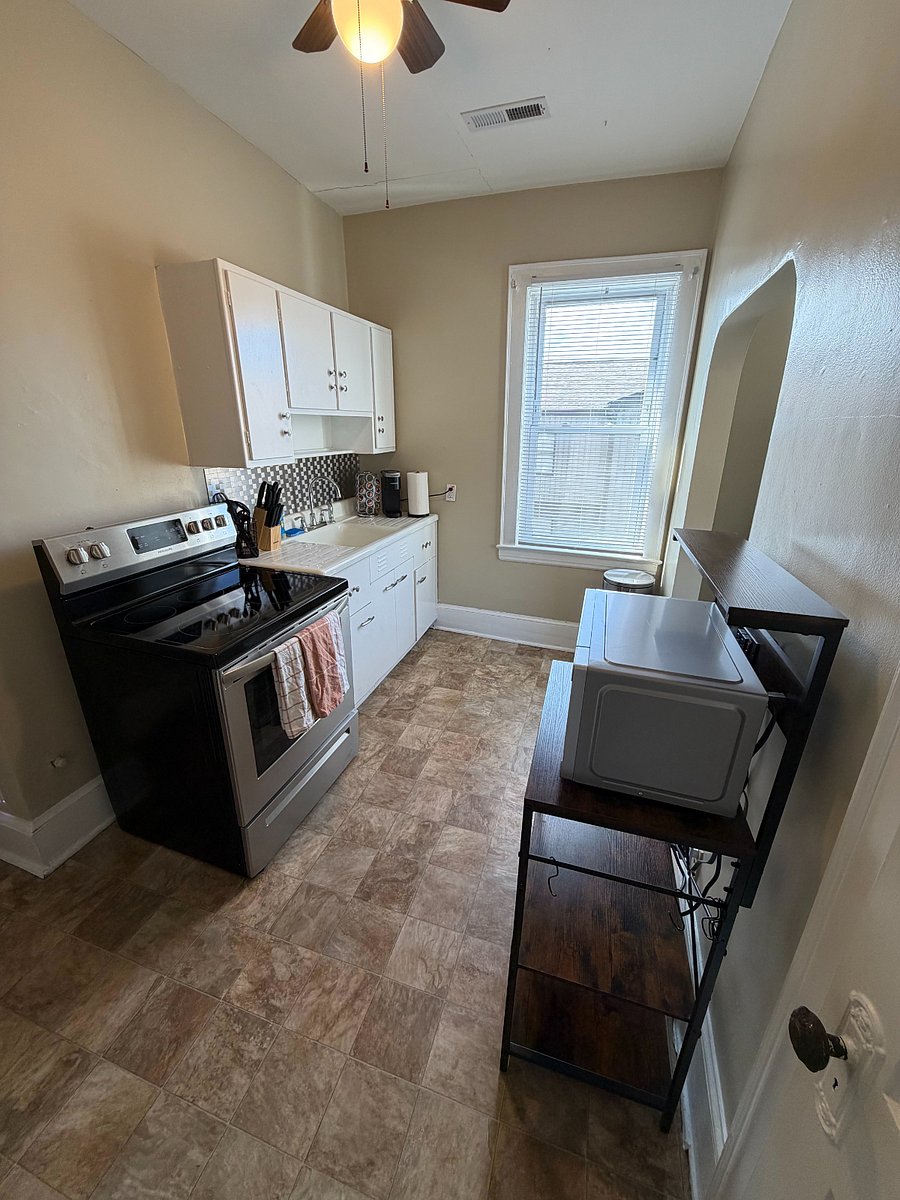 Furnished Finder property 845336_3 photo 10
