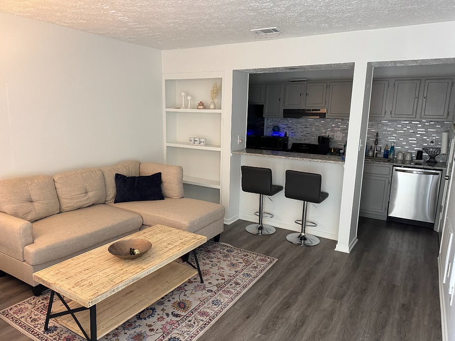 Furnished Finder property 845370_1 photo 1