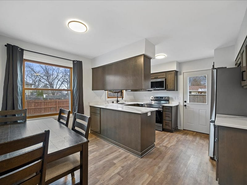 Furnished Finder property 845376_1 photo 6