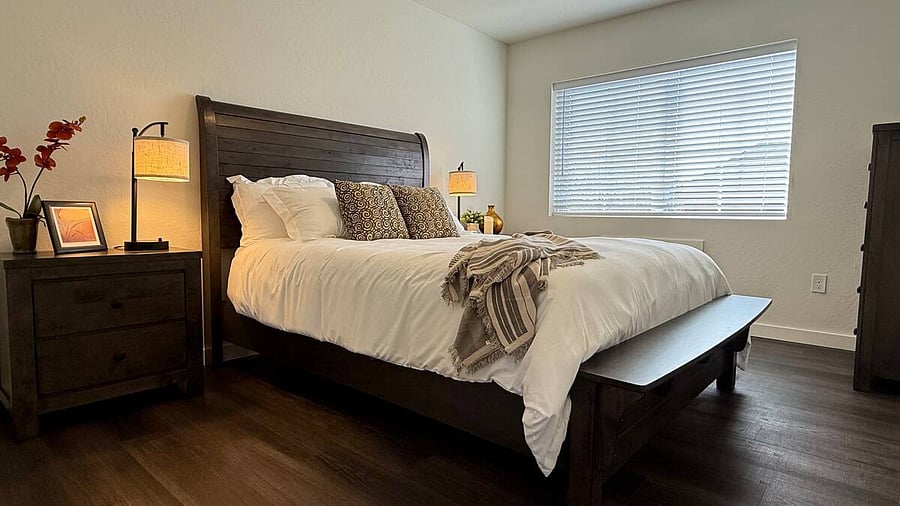 Queen Bedroom