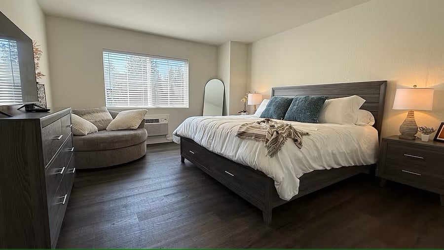 King Bedroom