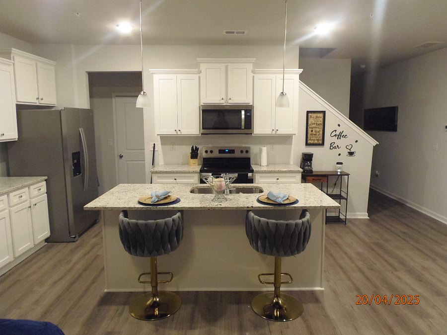 Furnished Finder property 845419_1 photo 3